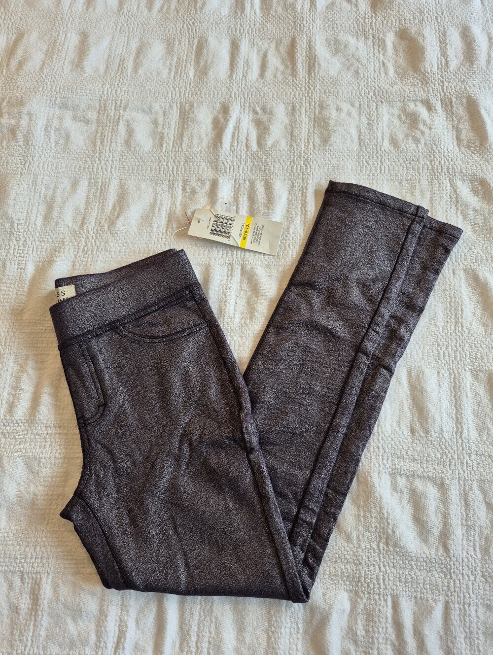 Guess girls size Medium or 10/12 dark gray shimmery leggings NWT